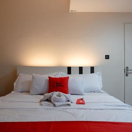 Hotel Reddoorz Syariah At Jalan Jenderal Sudirman Palopo Zewnętrze zdjęcie