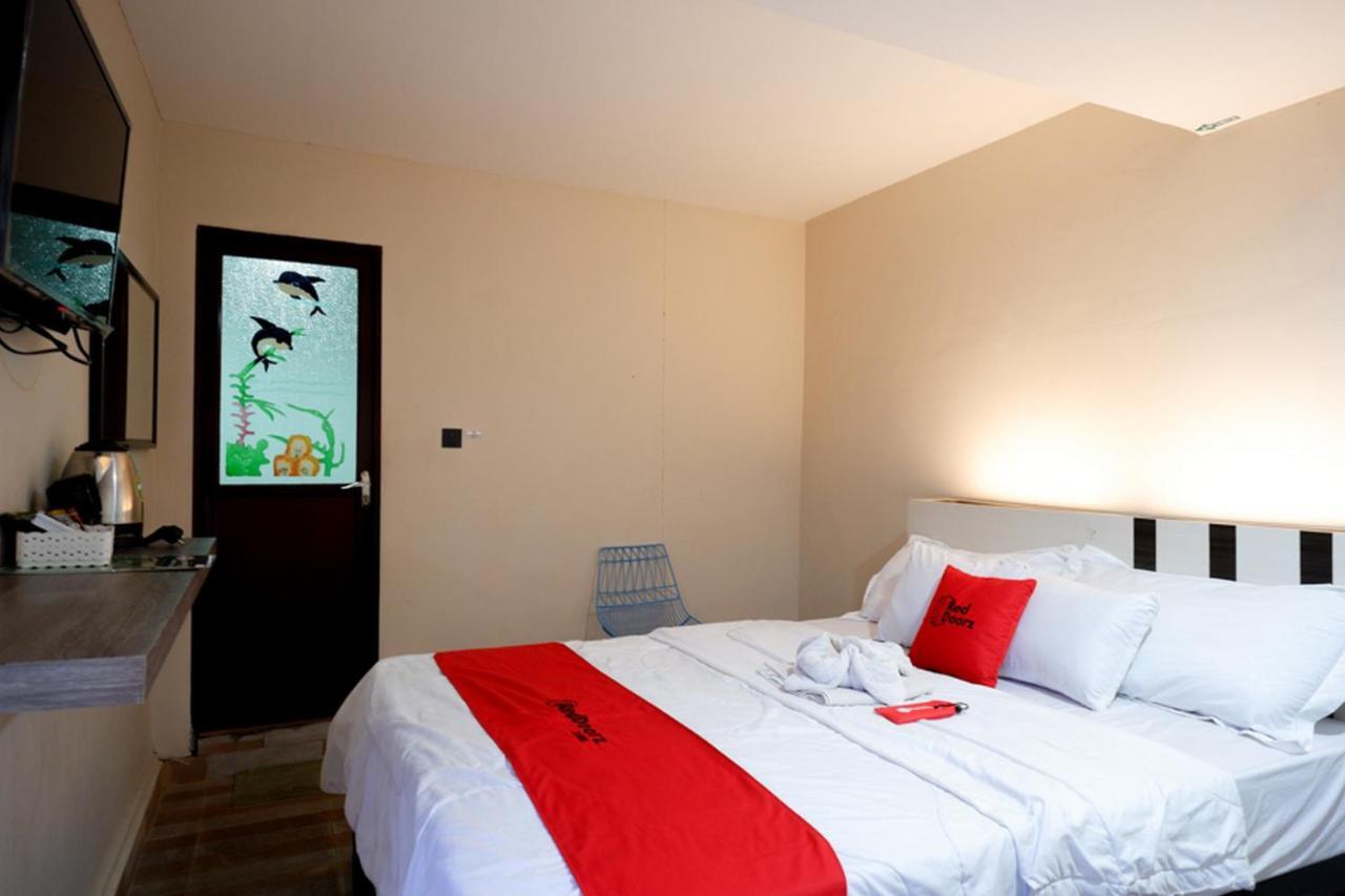 Hotel Reddoorz Syariah At Jalan Jenderal Sudirman Palopo Zewnętrze zdjęcie
