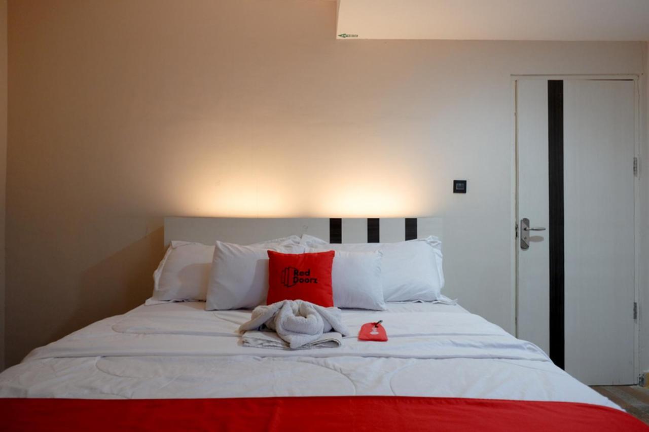 Hotel Reddoorz Syariah At Jalan Jenderal Sudirman Palopo Zewnętrze zdjęcie