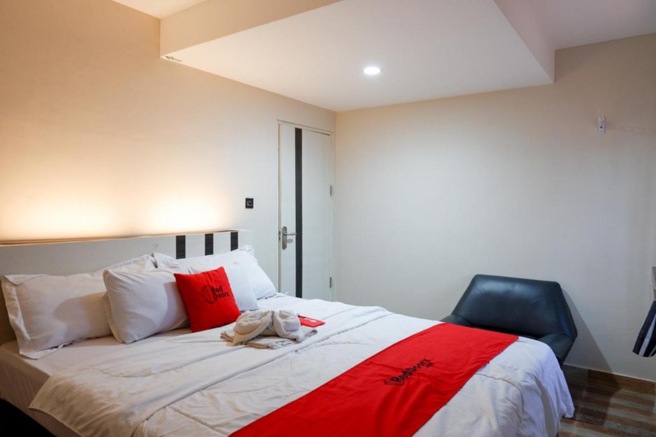 Hotel Reddoorz Syariah At Jalan Jenderal Sudirman Palopo Zewnętrze zdjęcie
