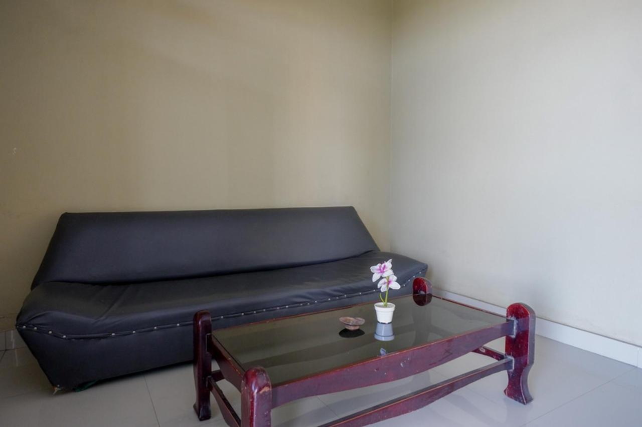Hotel Reddoorz Syariah At Jalan Jenderal Sudirman Palopo Zewnętrze zdjęcie