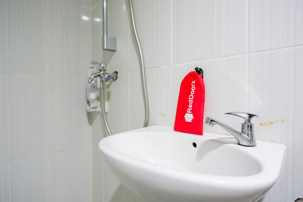 Hotel Reddoorz Syariah At Jalan Jenderal Sudirman Palopo Zewnętrze zdjęcie
